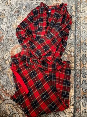 Old Navy Red and Black Plaid Flannel Set